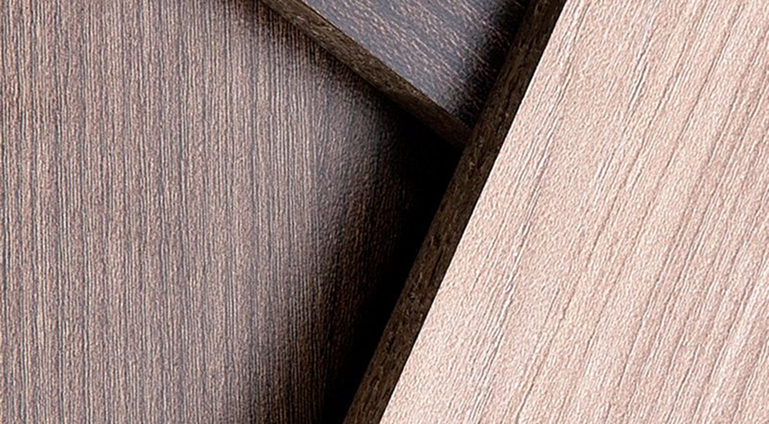 Снимка горе ляво