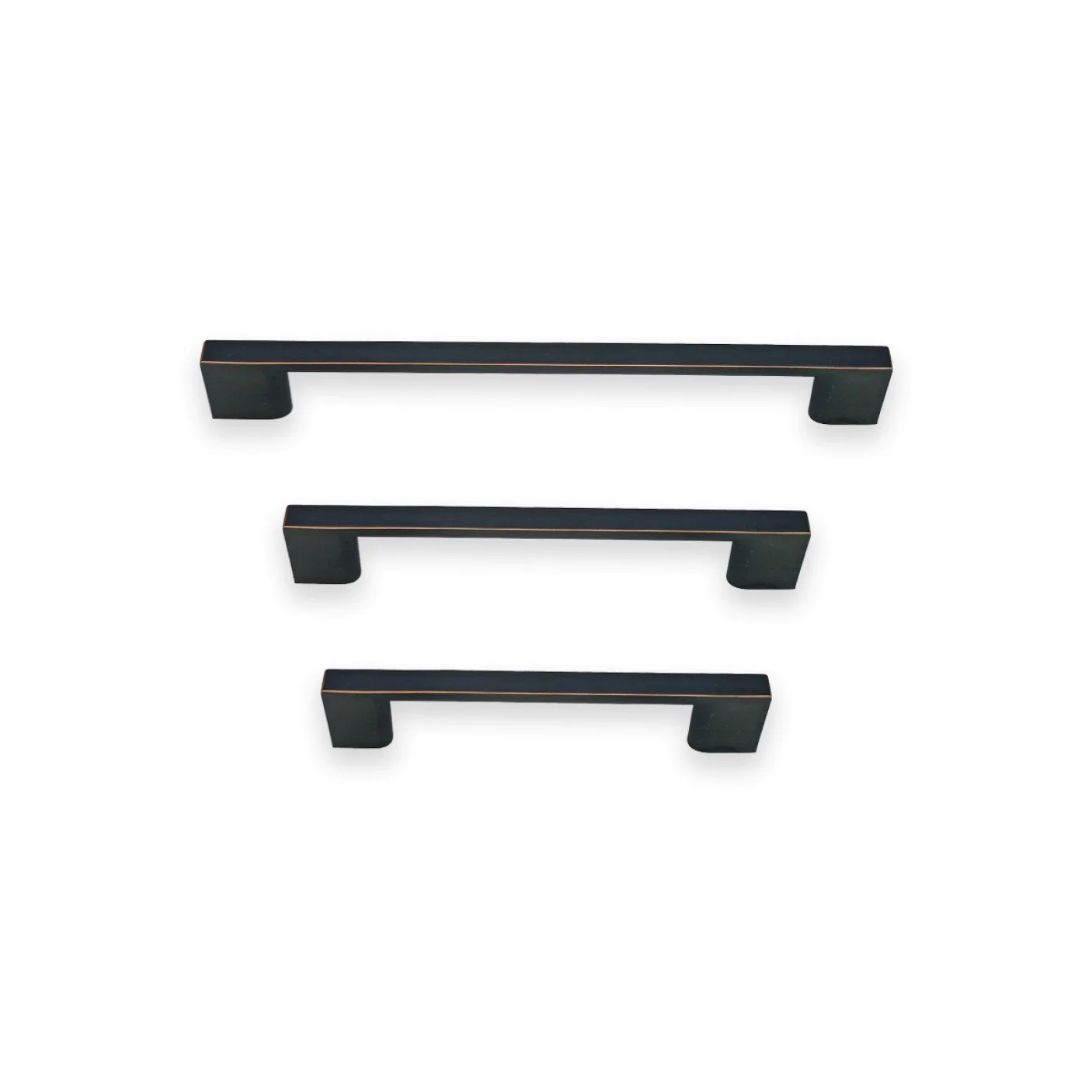 13.050 Дръжка IVENTO 050 черно мат с меден кант